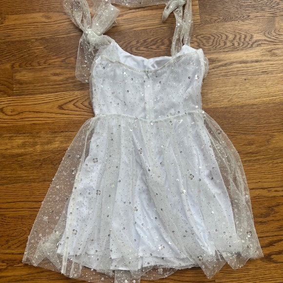 Lucy in the Sky White w Sequin Overlay Mini Dress | Size M | Sparkly Party Dress - Picture 6 of 10